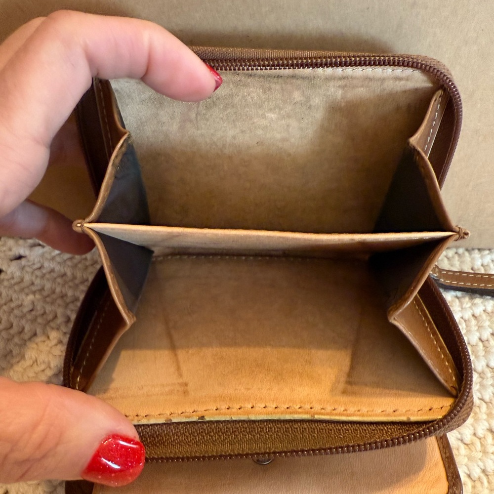 Coach Vintage Monogram Leather Zip Around Wallet - Picture 8 of 8